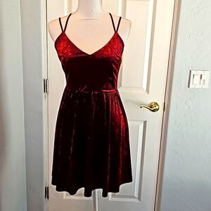 Forever 21 Maroon Burgundy strap dress crushed velvet look - Size Small